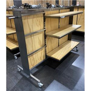 Lot 18

3-Bay Gondolas - Wooden Inserts